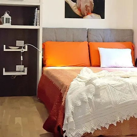 Paola شقة كالياري