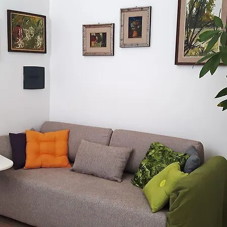 Paola كالياري